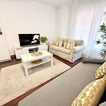 Holidays - Centrico Piscina Urbanizacion Garaje Gratis Apartment Castro Urdiales