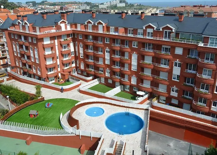 Apartmán Holidays - Centrico Piscina Urbanizacion Garaje Gratis Castro Urdiales