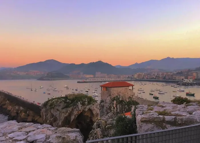 Apto Urbanización Piscina Céntrico Garaje Incluido *