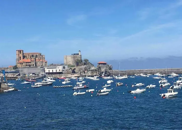 Apto Urbanización Piscina Céntrico Garaje Incluido Apartamento Castro Urdiales