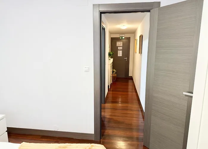 Apto Urbanización Piscina Céntrico Garaje Incluido * Castro Urdiales