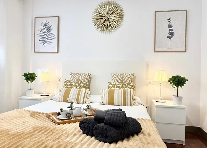 Apto Urbanización Piscina Céntrico Garaje Incluido * Castro Urdiales