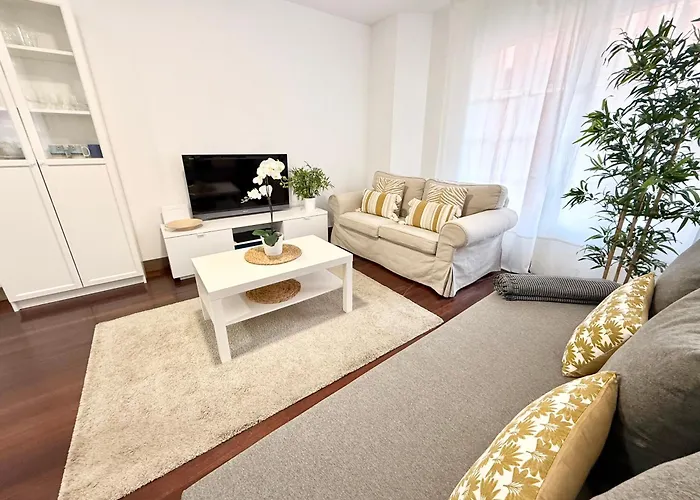 Apto Urbanización Piscina Céntrico Garaje Incluido Apartamento Castro Urdiales