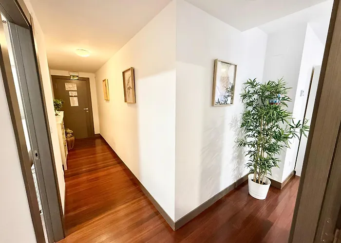 Apto Urbanización Piscina Céntrico Garaje Incluido Apartamento