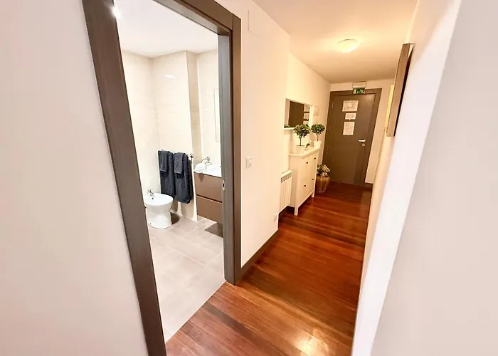 Apto Urbanización Piscina Céntrico Garaje Incluido Apartamento Castro Urdiales