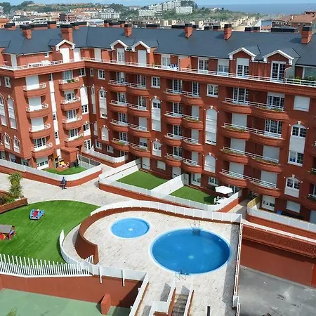 Apartment Castro Holidays - Centrico Piscina Urbanizacion Garaje Gratis Castro Urdiales