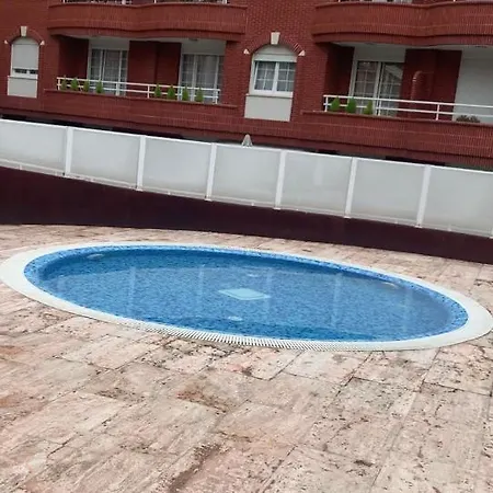 Castro Holidays - Centrico Piscina Urbanizacion Garaje Gratis Castro Urdiales