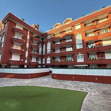 Holidays - Centrico Piscina Urbanizacion Garaje Gratis Castro Urdiales