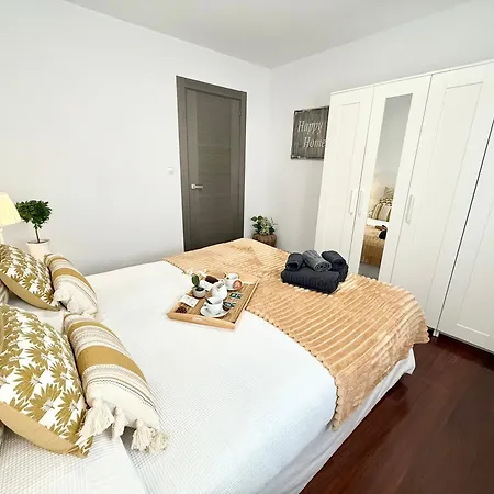 Apartment Castro Holidays - Centrico Piscina Urbanizacion Garaje Gratis Castro Urdiales